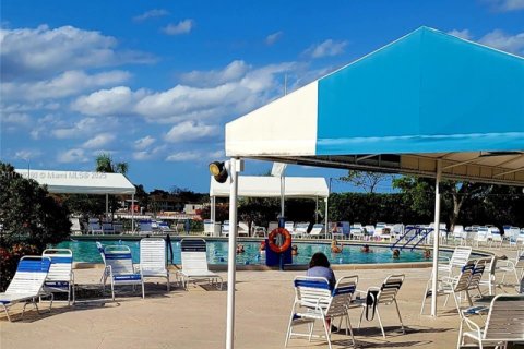 House in Delray Beach, Florida 2 bedrooms, 87.7 sq.m. № 1860482 - photo 27
