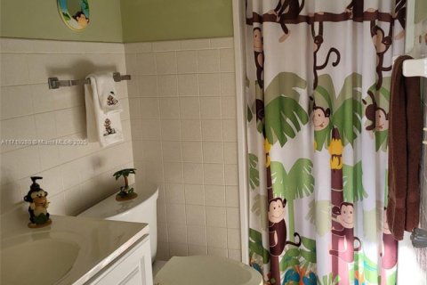 House in Delray Beach, Florida 2 bedrooms, 87.7 sq.m. № 1860482 - photo 9