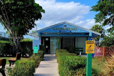 House in Delray Beach, Florida 2 bedrooms, 87.7 sq.m. № 1860482 - photo 29