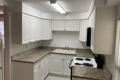 Studio in Bradenton, Florida № 2115893 - photo 2