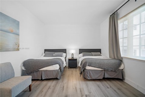 Copropriété à louer à Fisher Island, Floride: 3 chambres, 170.75 m2 № 1979314 - photo 16