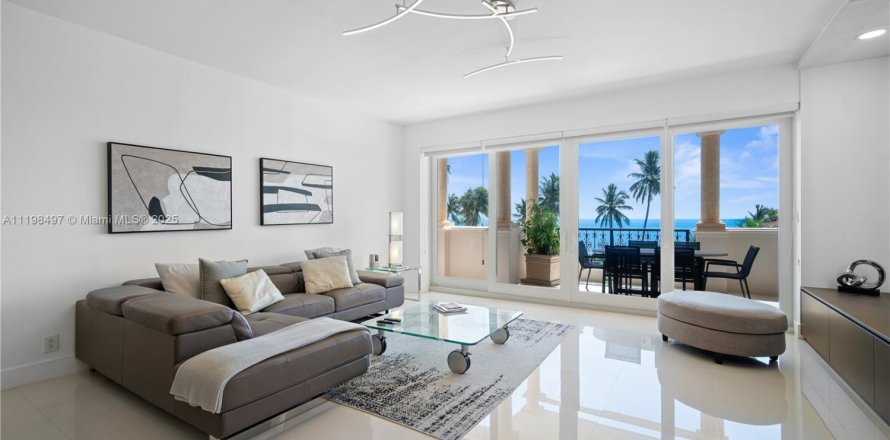 Condo à Fisher Island, Floride, 3 chambres  № 1979314