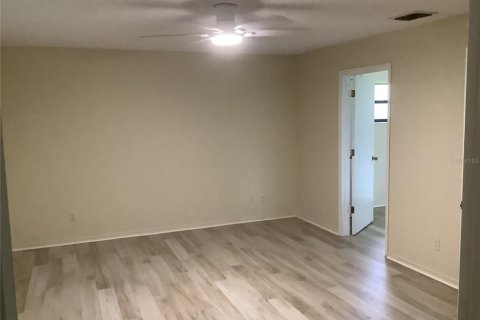 House in Ridge Manor, Florida 2 bedrooms, 190.91 sq.m. № 2296973 - photo 21
