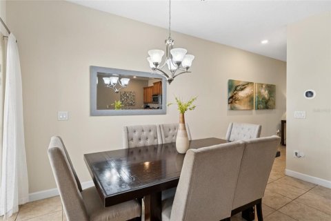 Adosado en venta en Kissimmee, Florida, 4 dormitorios, 177.81 m2 № 1839846 - foto 4