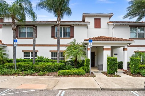 Adosado en venta en Kissimmee, Florida, 4 dormitorios, 177.81 m2 № 1839846 - foto 1