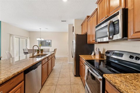 Adosado en venta en Kissimmee, Florida, 4 dormitorios, 177.81 m2 № 1839846 - foto 6