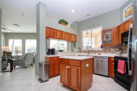 House in Sun City Center, Florida 3 bedrooms, 196.67 sq.m. № 1577128 - photo 20
