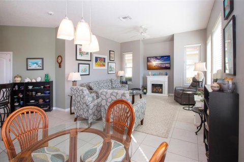 House in Sun City Center, Florida 3 bedrooms, 196.67 sq.m. № 1577128 - photo 13