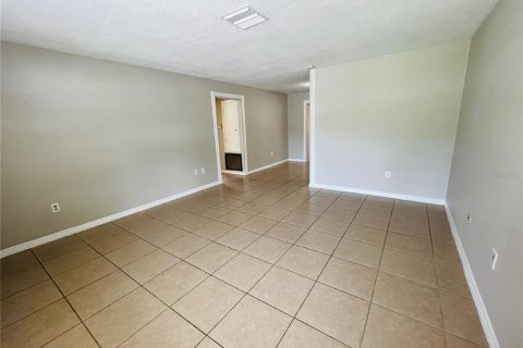 Apartamento en alquiler en Lakeland, Florida, 2 dormitorios, 104.42 m2 № 1908878 - foto 3