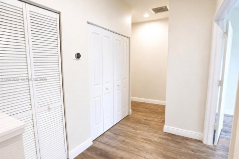 Touwnhouse à vendre à Deerfield Beach, Floride: 3 chambres, 146.04 m2 № 2375298 - photo 26
