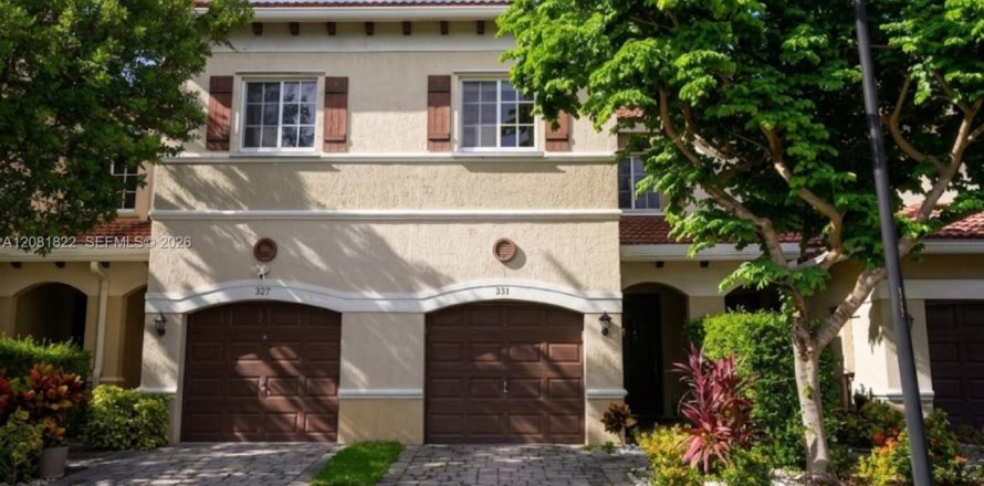 Touwnhouse à Deerfield Beach, Floride 3 chambres, 146.04 m2 № 2375298
