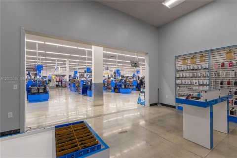 Immobilier commercial à Miramar, Floride № 2170442