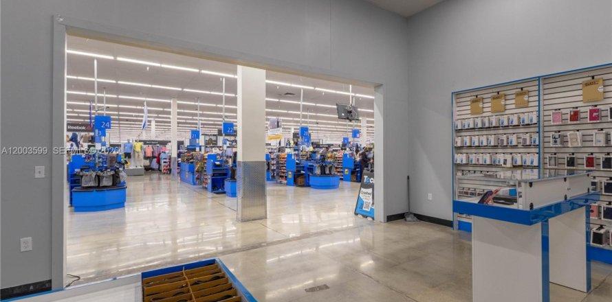 Immobilier commercial à Miramar, Floride № 2170442