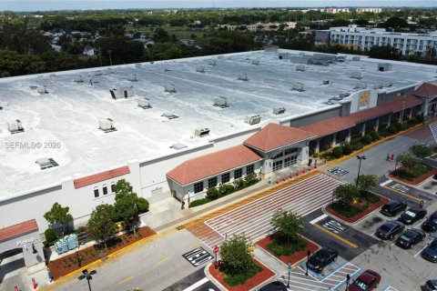 Immobilier commercial à vendre à Miramar, Floride № 2170442 - photo 14