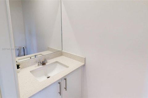 House in Homestead, Florida 4 bedrooms, 245.26 sq.m. № 2069054 - photo 17