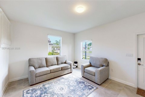 House in Homestead, Florida 4 bedrooms, 245.26 sq.m. № 2069054 - photo 7
