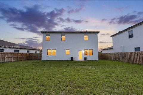 House in Homestead, Florida 4 bedrooms, 245.26 sq.m. № 2069054 - photo 3