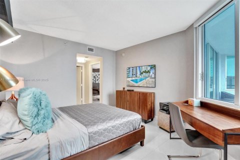 Купить кондоминиум в Майами, Флорида 2 спальни, 113.99м2, № 1933459 - фото 22