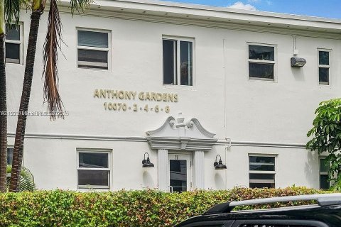 Copropriété à louer à Bay Harbor Islands, Floride: 2 chambres, 83.61 m2 № 1984378 - photo 3