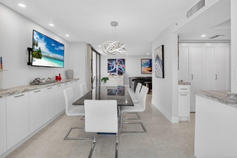 Condominio en venta en Boca Raton, Florida, 3 dormitorios, 197.51 m2 № 2185236 - foto 26