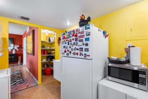 Condo in Miami, Florida, 2 bedrooms № 2178613 - photo 20