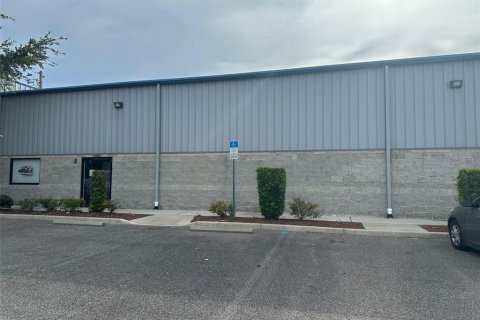 Immobilier commercial à louer à DeBary, Floride № 1843423 - photo 5
