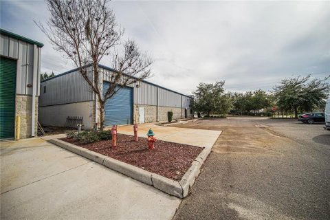 Immobilier commercial à louer à DeBary, Floride № 1843423 - photo 8