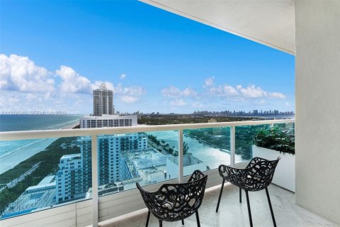 Condo in Miami Beach, Florida, 4 bedrooms  № 2056257 - photo 13
