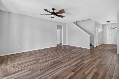 Villa ou maison à vendre à Wimauma, Floride: 4 chambres, 236.53 m2 № 2416950 - photo 9