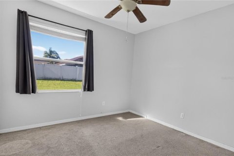 Villa ou maison à vendre à Wimauma, Floride: 4 chambres, 236.53 m2 № 2416950 - photo 12