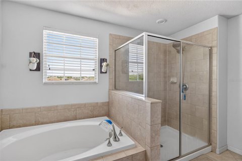 Villa ou maison à vendre à Wimauma, Floride: 4 chambres, 236.53 m2 № 2416950 - photo 25