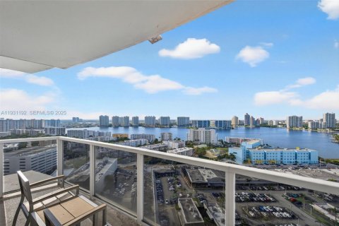 Купить отель в Санни-Айлс-Бич, Флорида 51.19м2, № 1989970 - фото 5