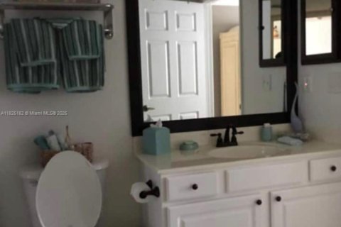 Copropriété à vendre à Fort Myers, Floride: 2 chambres № 2014440 - photo 20