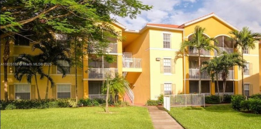 Condo à Fort Myers, Floride, 2 chambres  № 2014440
