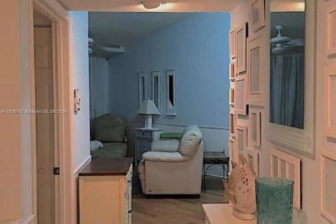 Copropriété à vendre à Fort Myers, Floride: 2 chambres № 2014440 - photo 16