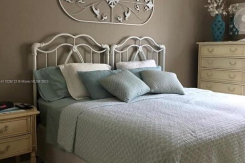 Copropriété à vendre à Fort Myers, Floride: 2 chambres № 2014440 - photo 17