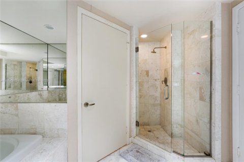 Condominio en venta en Miami, Florida, 2 dormitorios, 160.72 m2 № 1887318 - foto 22