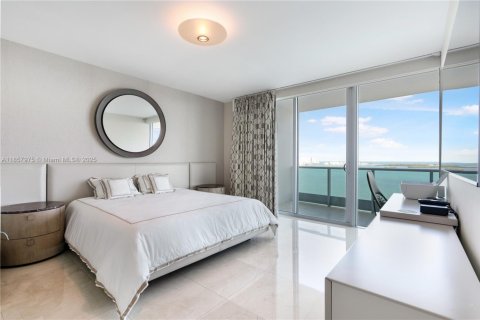 Condominio en venta en Miami, Florida, 2 dormitorios, 160.72 m2 № 1887318 - foto 12
