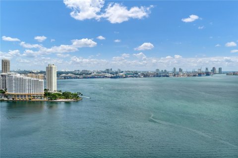 Condominio en venta en Miami, Florida, 2 dormitorios, 160.72 m2 № 1887318 - foto 30