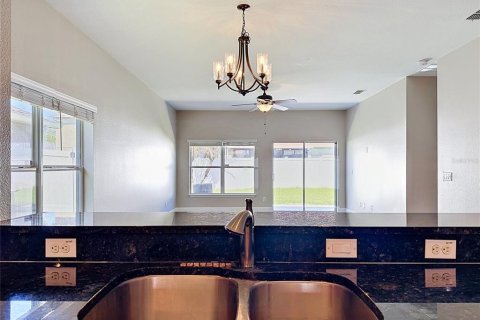 Villa ou maison à vendre à Sanford, Floride: 3 chambres, 158.96 m2 № 2142706 - photo 22