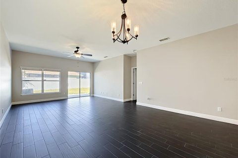 Villa ou maison à vendre à Sanford, Floride: 3 chambres, 158.96 m2 № 2142706 - photo 8