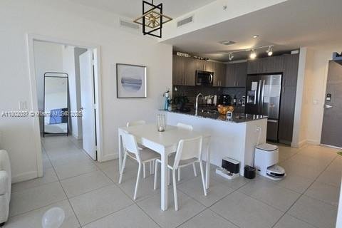 Condo in Doral, Florida, 2 bedrooms  № 1686134 - photo 7