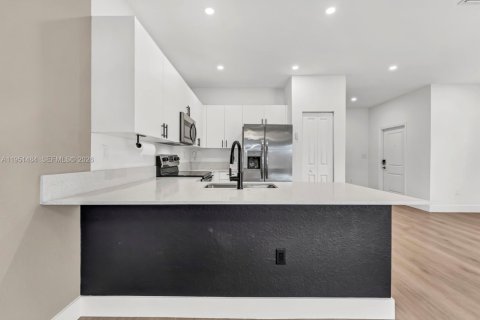 Купить таунхаус в Хомстед, Флорида 4 спальни, 186.27м2, № 2006344 - фото 6