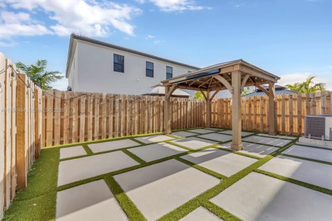 Купить таунхаус в Хомстед, Флорида 4 спальни, 186.27м2, № 2006344 - фото 24