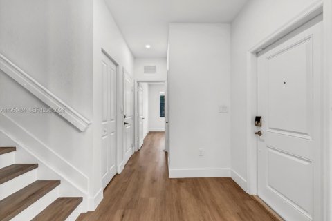 Купить таунхаус в Хомстед, Флорида 4 спальни, 186.27м2, № 2006344 - фото 10