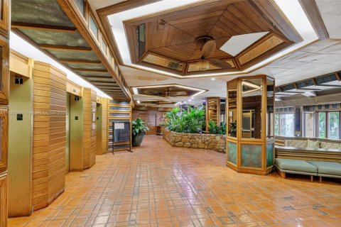 Copropriété à louer à Miami, Floride: 2 chambres, 121.89 m2 № 1930414 - photo 12