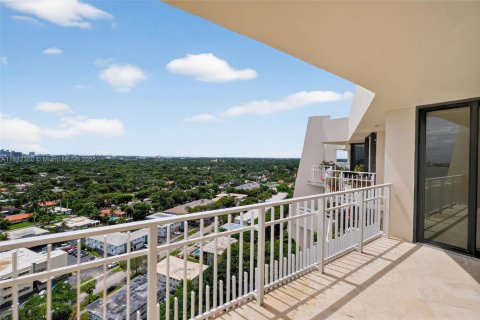 Copropriété à louer à Miami, Floride: 2 chambres, 121.89 m2 № 1930414 - photo 28