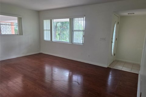 Villa ou maison à louer à Clermont, Floride: 3 chambres, 116.5 m2 № 2408142 - photo 8