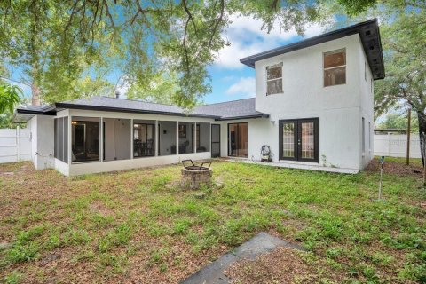 Casa en venta en Tampa, Florida, 4 dormitorios, 283.17 m2 № 2230939 - foto 3
