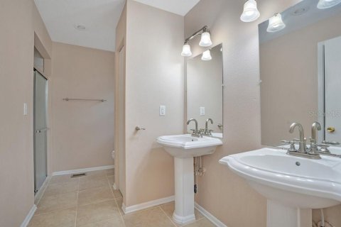 Casa en venta en Tampa, Florida, 4 dormitorios, 283.17 m2 № 2230939 - foto 19
